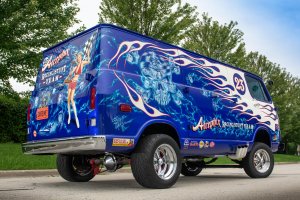 This Daring Stunt Van Hauls Loads of Lifelike Pop-Culture